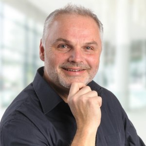 Dr. med. Gernot Brunner